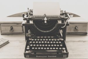Ile są warte meble z lat 70? Przewodnik dla miłośników vintage.